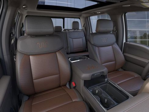 New 2025 Ford F350 King Ranch w/ FX4 Off-Road Package image 3