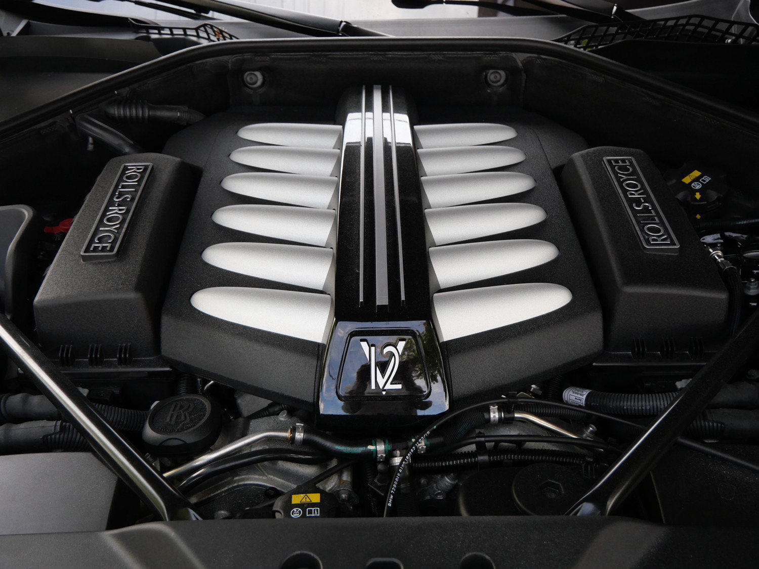 Certified 2019 Rolls-Royce Ghost RWD image 40