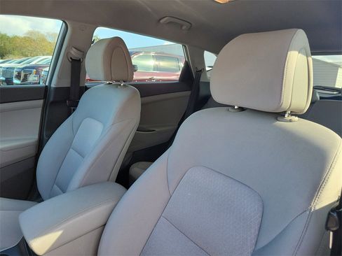 Used 2018 Hyundai Tucson SEL image 18