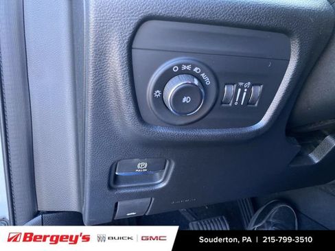 Used 2022 Jeep Grand Cherokee Limited AWD/4WD image 20