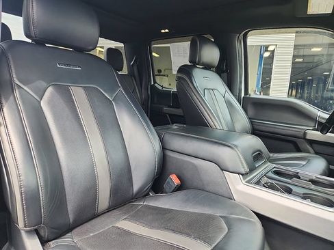Certified 2019 Ford F250 Platinum w/ Platinum Ultimate Package AWD/4WD image 32