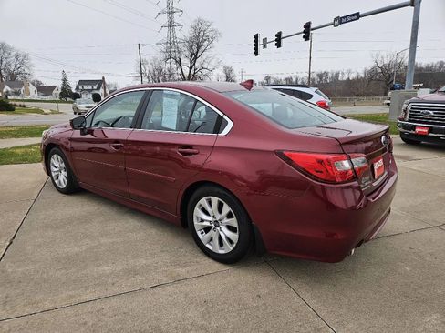 Used 2017 Subaru Legacy 2.5i Premium image 7