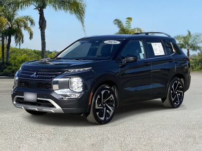 Used 2024 Mitsubishi Outlander SE