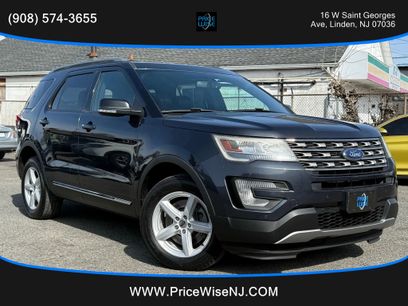 Used 2017 Ford Explorer XLT w/ Equipment Group 202A