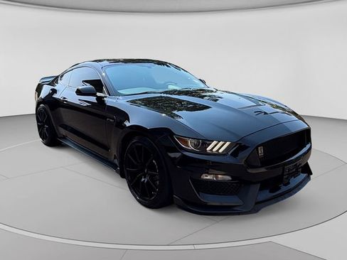 Used 2017 Ford Mustang Shelby GT350 w/ Electronics Package RWD image 7