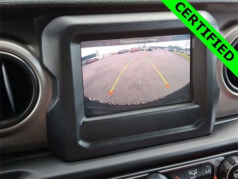 Used 2021 Jeep Wrangler Unlimited Sport image 17