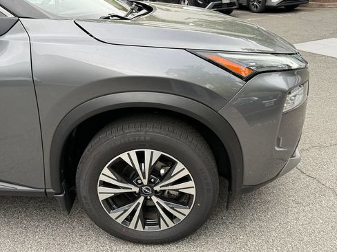 Used 2023 Nissan Rogue SV AWD/4WD image 10