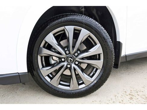 Used 2024 Lexus UX 250h F Sport FWD image 31