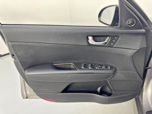 Used 2016 Kia Optima EX image 36