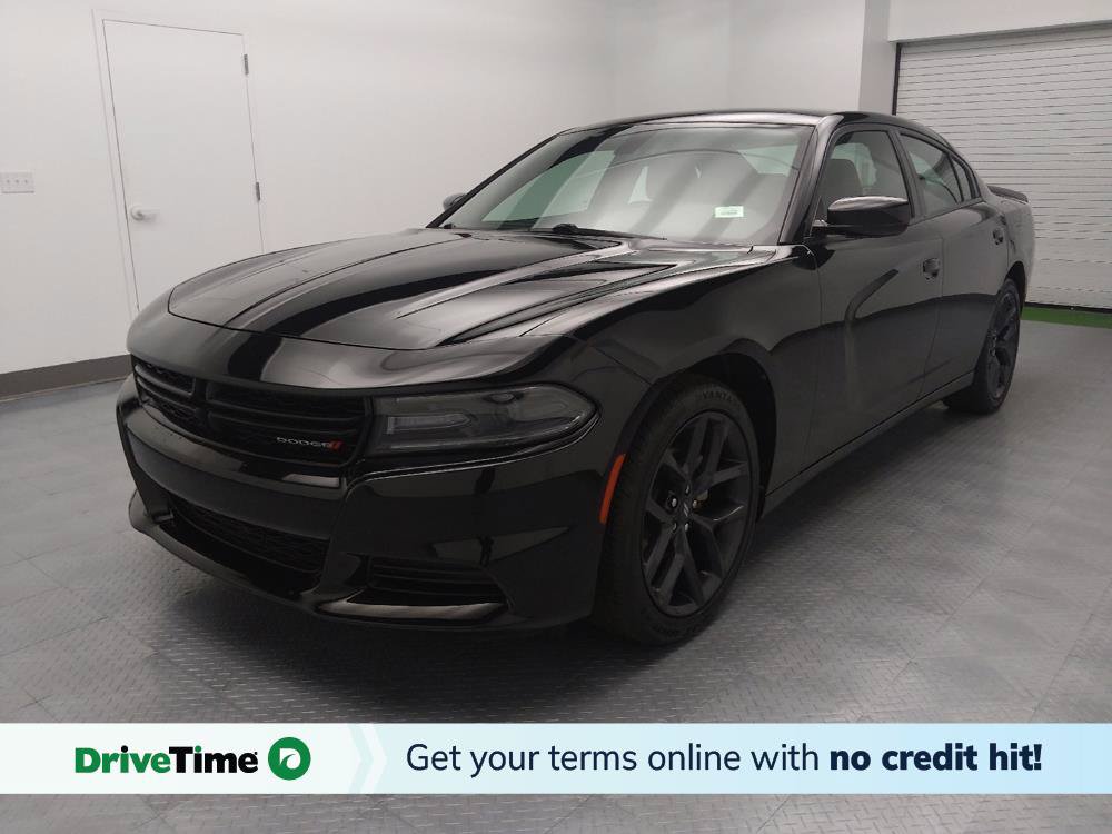 Used 2021 Dodge Charger SXT w/ Blacktop Package RWD image 1