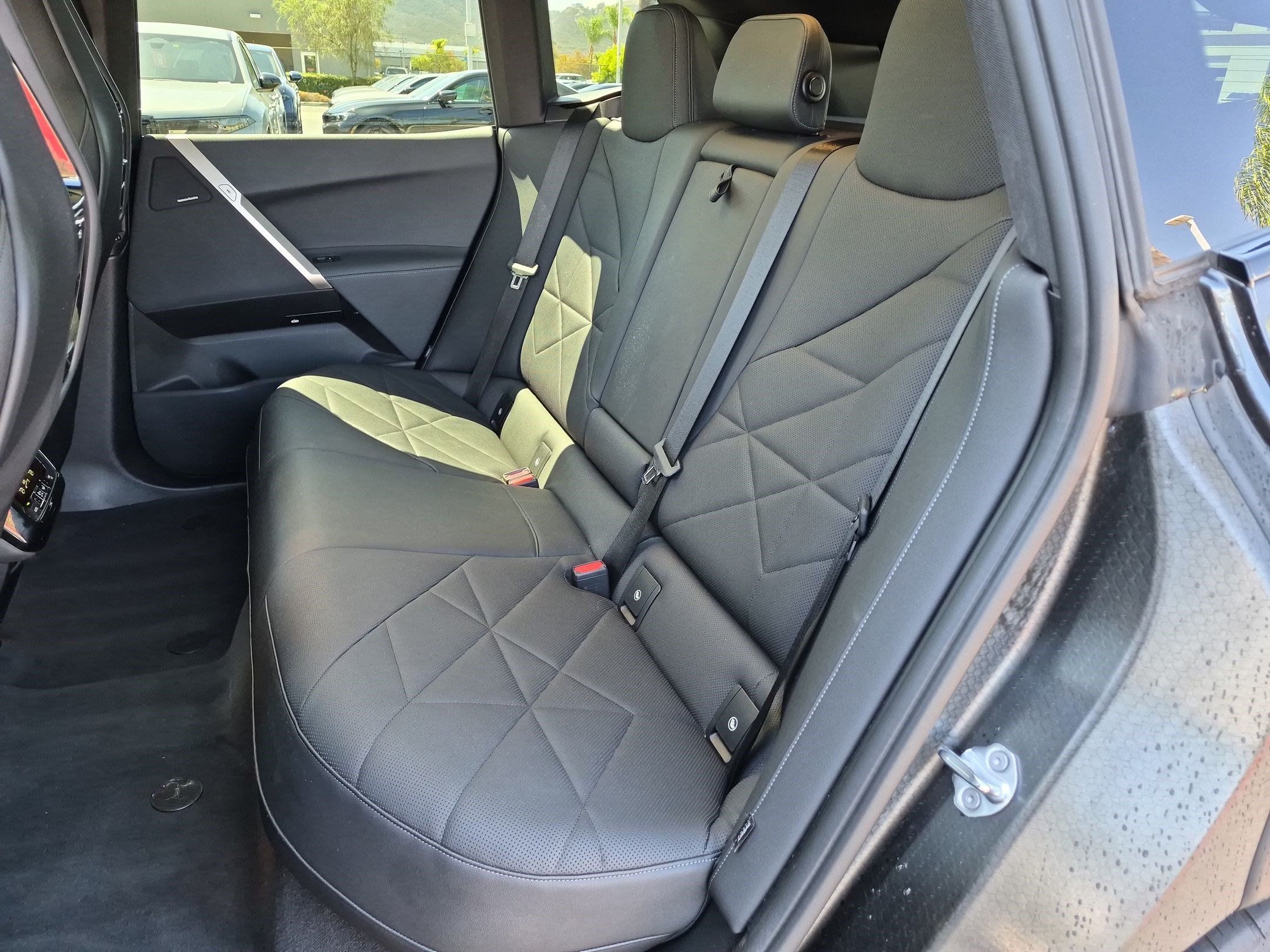 Certified 2024 BMW iX xDrive50 AWD/4WD image 31