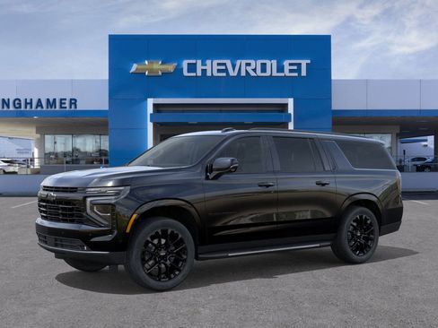 New 2026 Chevrolet Suburban RST image 2