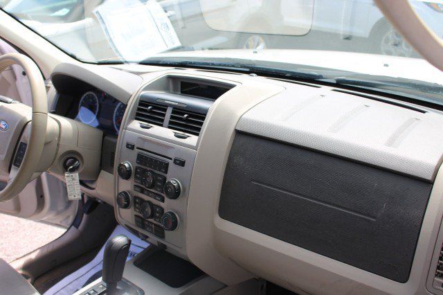 Used 2012 Ford Escape XLT FWD image 21