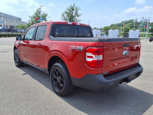 Used 2023 Ford Maverick Lariat w/ Lariat Luxury Package image 3