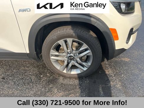 Used 2021 Kia Seltos S AWD/4WD image 21
