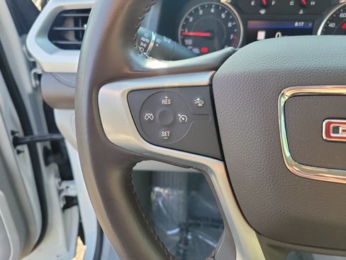 Used 2021 GMC Acadia SLT FWD image 23