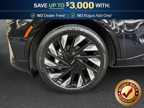 Certified 2025 Lincoln Nautilus Black Label w/ Jet Appearance Package AWD/4WD image 13