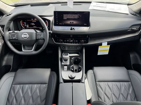 New 2026 Nissan Rogue Platinum w/ Platinum Premium Package AWD/4WD image 8