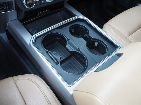 Used 2022 Ford F350 Lariat w/ Lariat Ultimate Package image 25