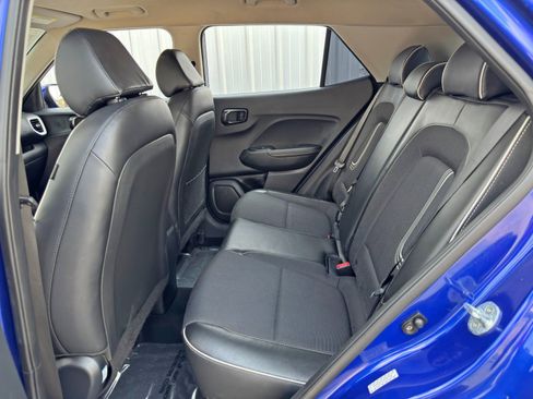 Used 2022 Hyundai Venue Limited w/ Cargo Package image 36