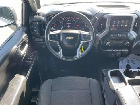 Used 2021 Chevrolet Silverado 1500 Custom w/ Safety Confidence Package image 9