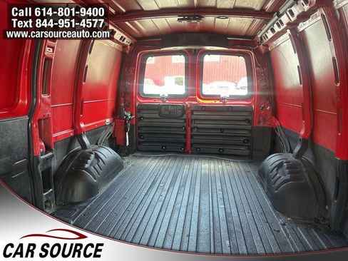Used 2019 Chevrolet Express 3500 w/ Driver Convenience Package RWD image 18