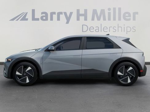New 2026 Hyundai Ioniq 5 SE RWD image 3