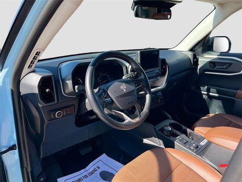 Used 2023 Ford Bronco Sport Heritage Limited image 9