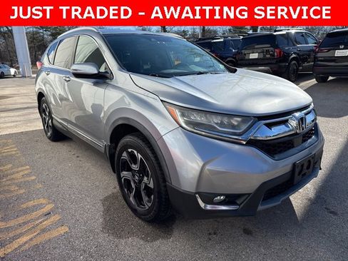 Used 2017 Honda CR-V Touring image 3