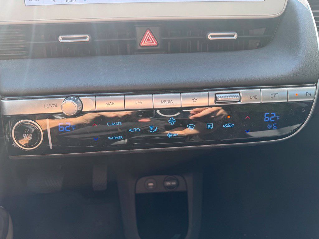 Used 2024 Hyundai Ioniq 5 Limited RWD image 16