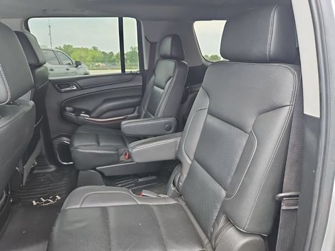 Used 2018 GMC Yukon XL SLT w/ Open Road Package AWD/4WD image 35