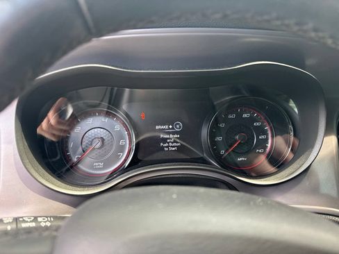 Used 2023 Dodge Charger SXT w/ Blacktop Package RWD image 4
