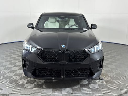 Used 2026 BMW X2 xDrive28i w/ M Sport Package AWD/4WD image 5