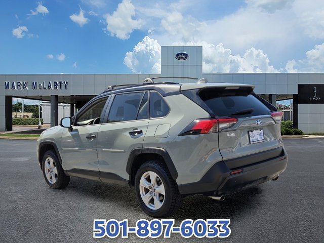 Used 2020 Toyota RAV4 XLE w/ Convenience Package AWD/4WD image 3