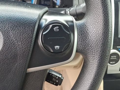Used 2013 Toyota Camry LE FWD image 24