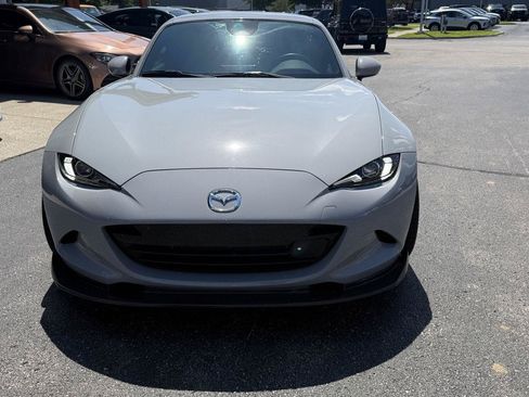 Used 2025 MAZDA MX-5 Miata RF Grand Touring RWD image 16