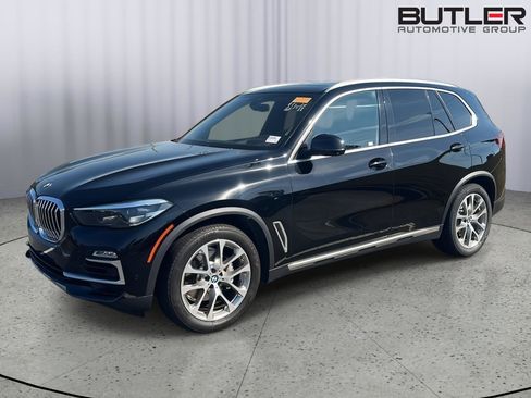 Used 2021 BMW X5 sDrive40i w/ Premium Package image 2