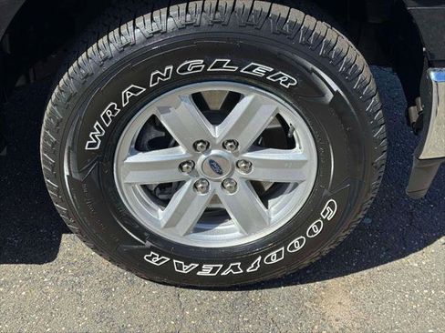 Used 2023 Ford F150 XL w/ FX4 Off-Road Package AWD/4WD image 9