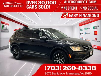 Used 2021 Volkswagen Tiguan SE w/ Panoramic Sunroof Package