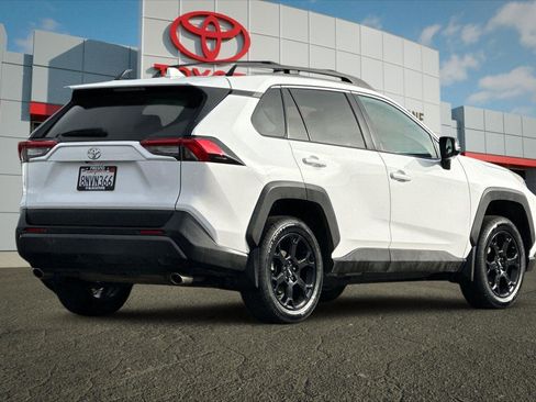 Certified 2020 Toyota RAV4 Adventure image 3