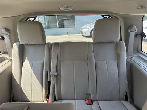 Used 2012 Ford Expedition XLT AWD/4WD image 9