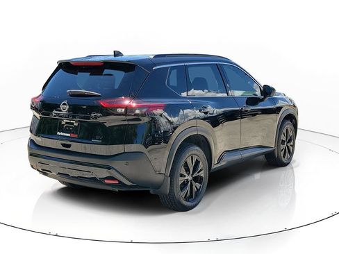 Certified 2023 Nissan Rogue SV w/ SV Premium B Package FWD image 3