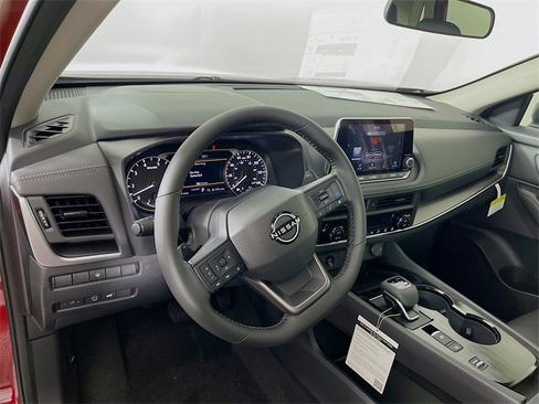 New 2026 Nissan Rogue SV image 7