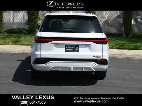 New 2026 Lexus TX 500h AWD image 5