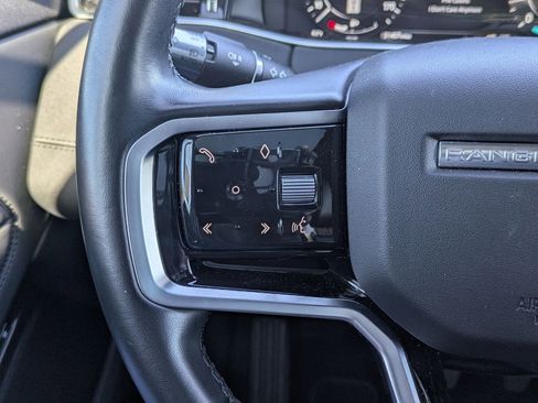 Used 2022 Land Rover Range Rover Evoque SE image 25