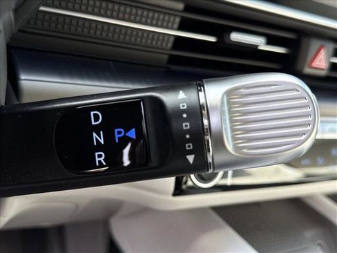 New 2025 Hyundai Ioniq 6 SEL image 9