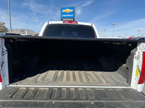 Used 2018 Toyota Tundra SR5 w/ TRD Off Road Package image 38