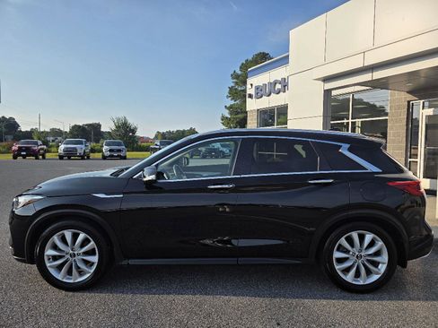 Used 2019 INFINITI QX50 Essential w/ Premium Heat Package image 8