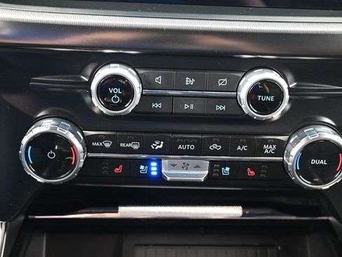 Used 2023 Ford F150 Platinum w/ Equipment Group 701A High image 21