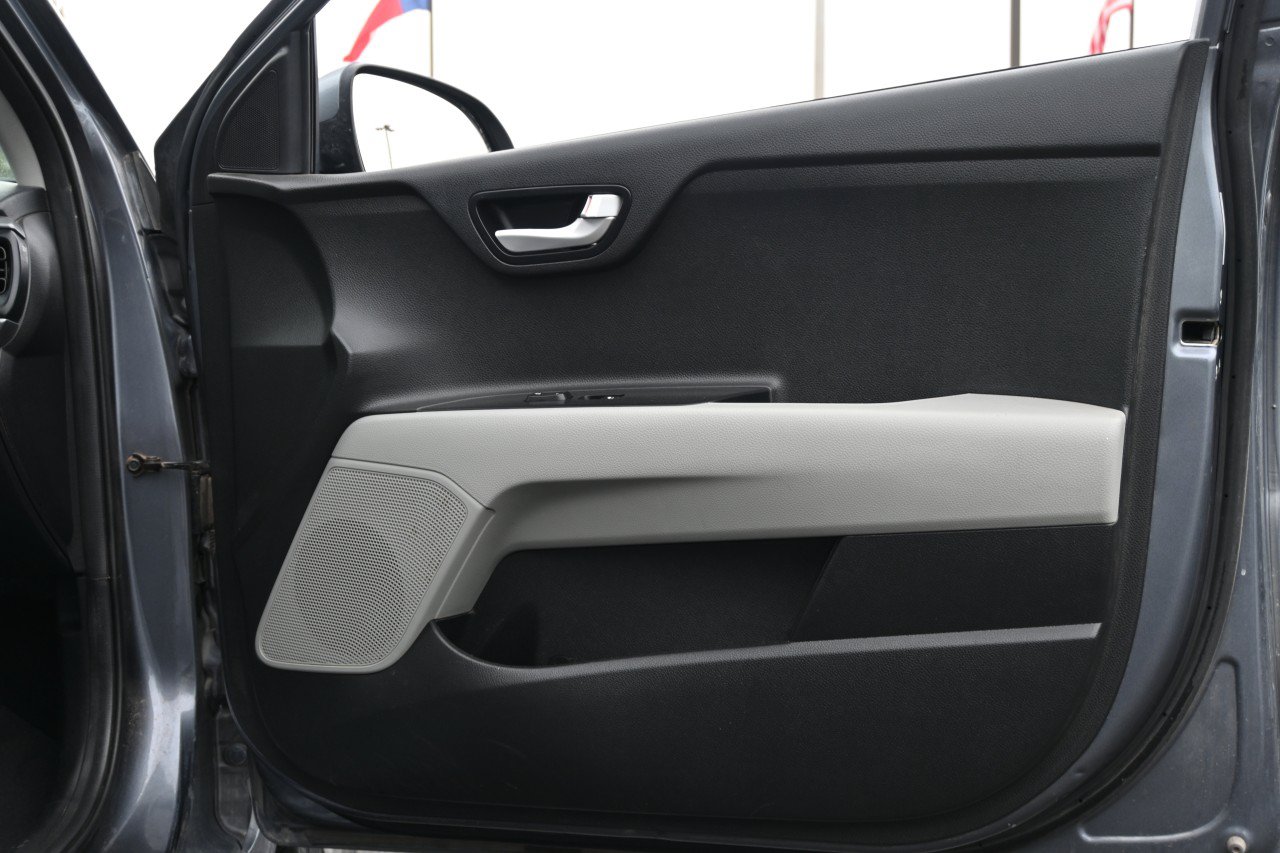 Used 2019 Kia Rio S FWD image 27
